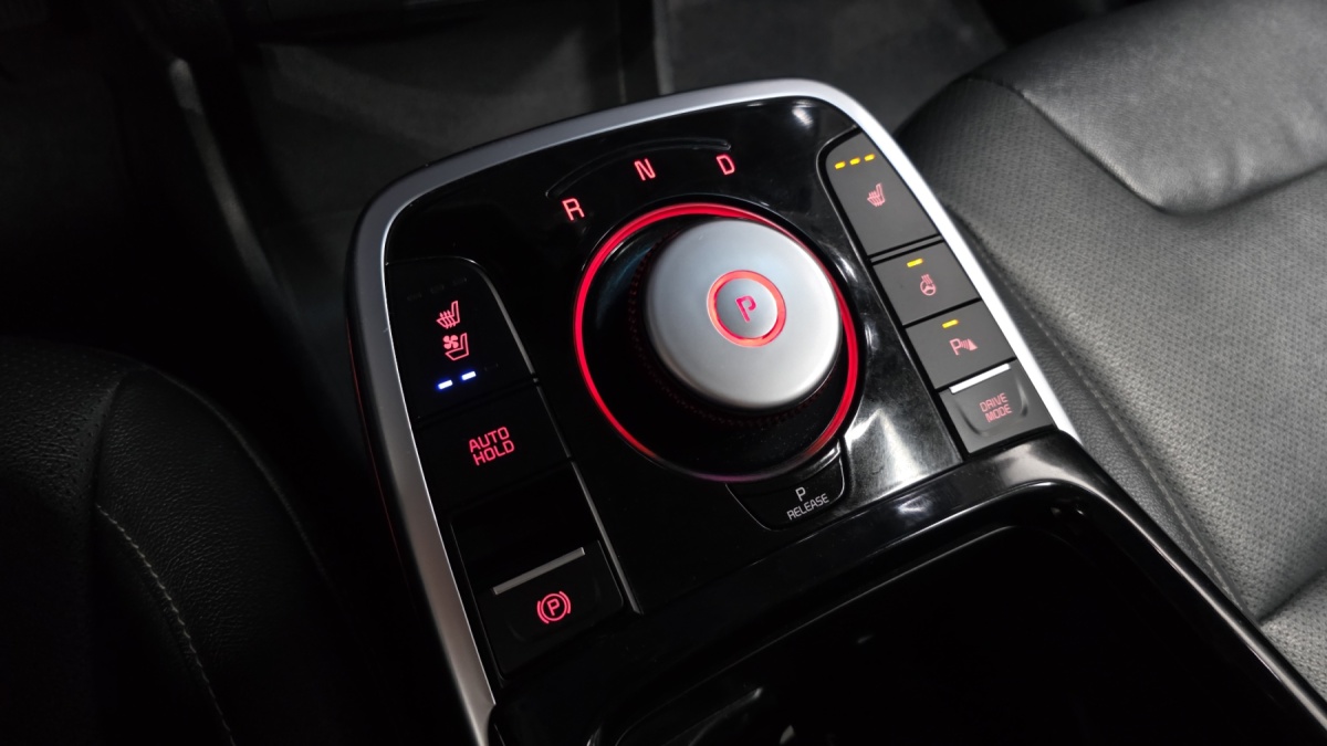 Kia Niro, 2022 — фото 8 из 12