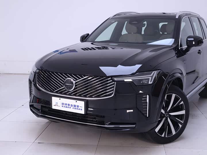 Volvo XC90, 2025 — фото 3 из 9