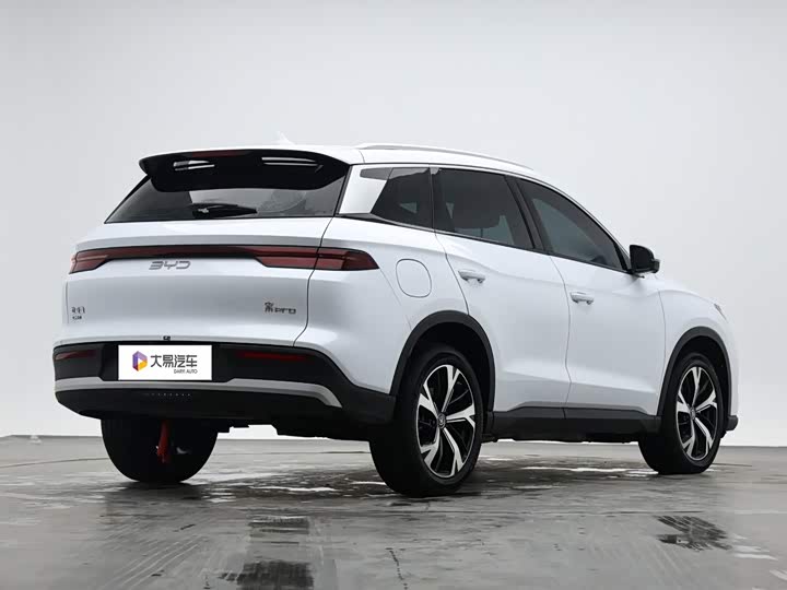 BYD Song Pro Hybrid, 2024 — фото 3 из 9