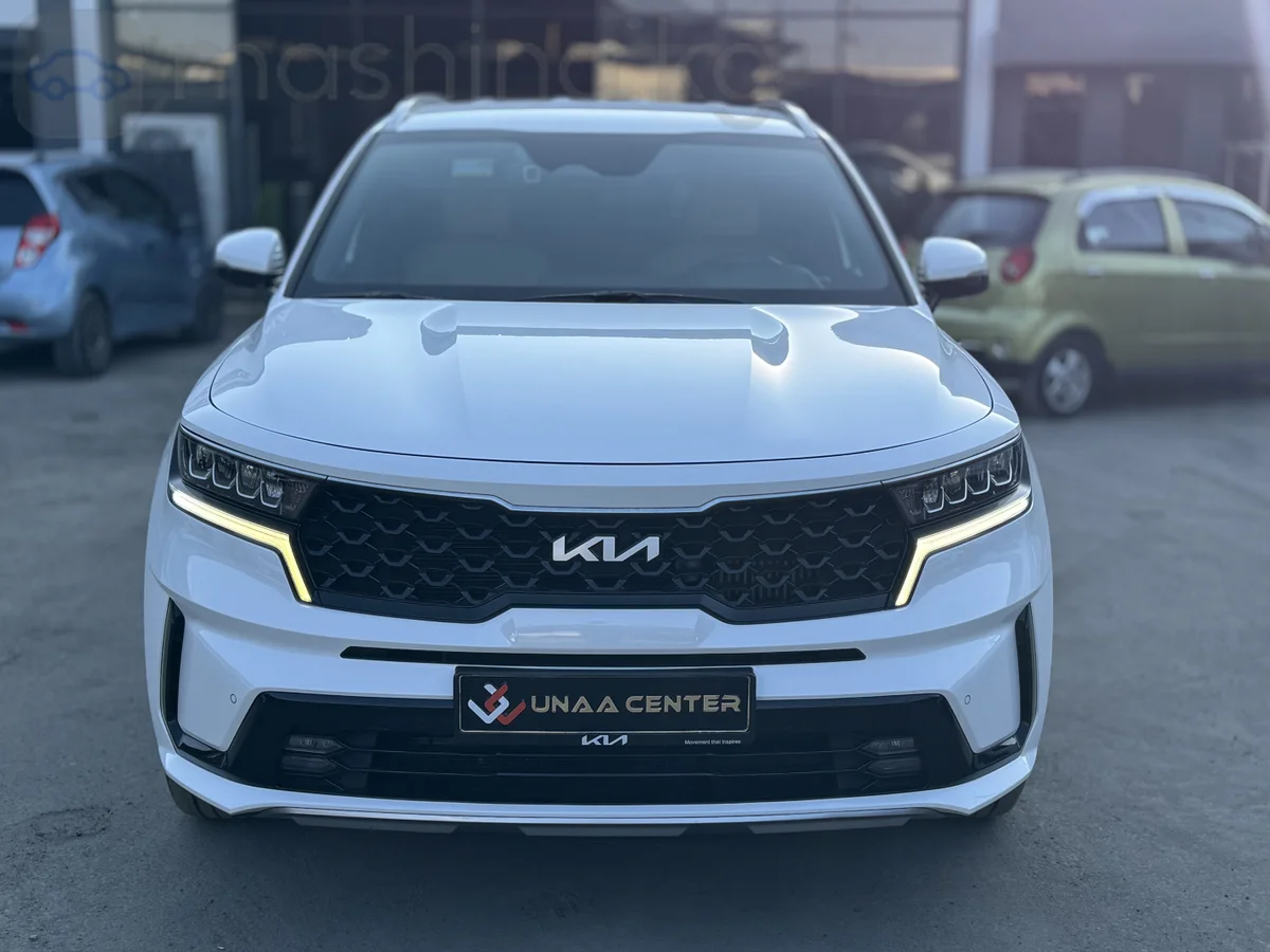 Kia Sorento, 2022 — фото 2 из 12