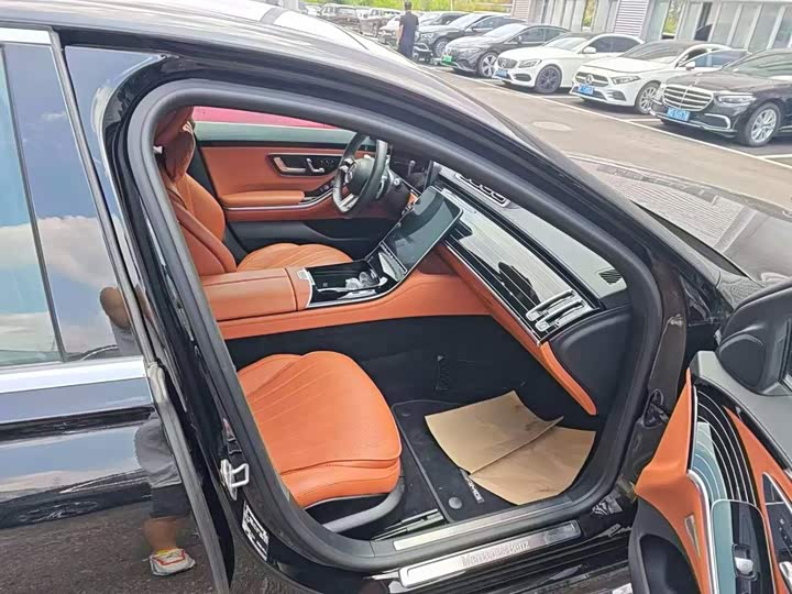 Mercedes-Benz S-Class, 2024 — фото 7 из 9