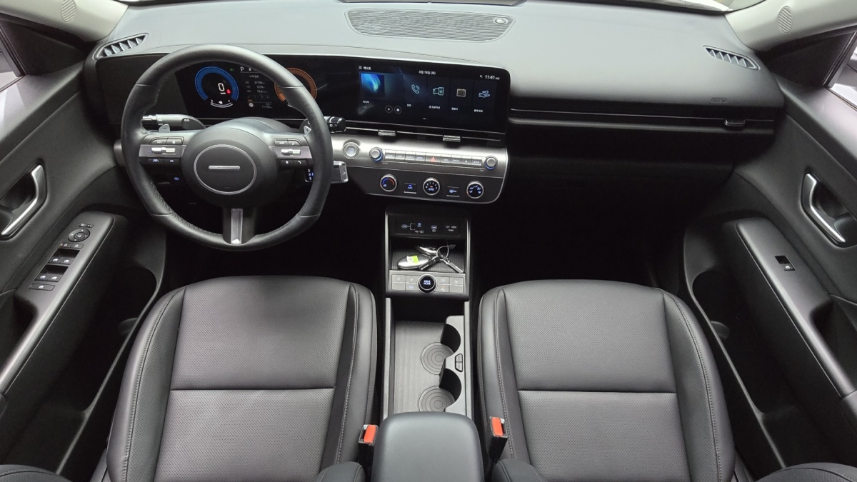 Hyundai Kona, 2023 — фото 6 из 12