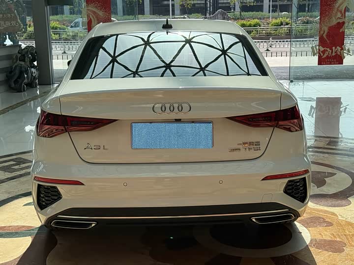 Audi A3, 2024 — фото 3 из 9
