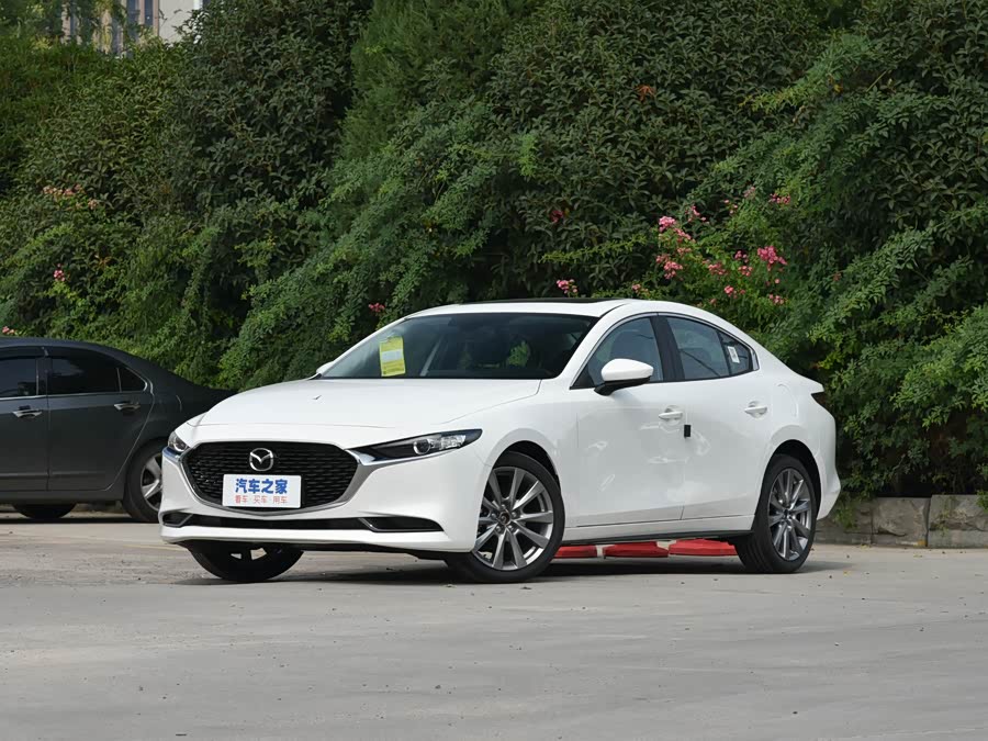 Mazda 3 (Axela), 2026 — купить в Москве под ключ