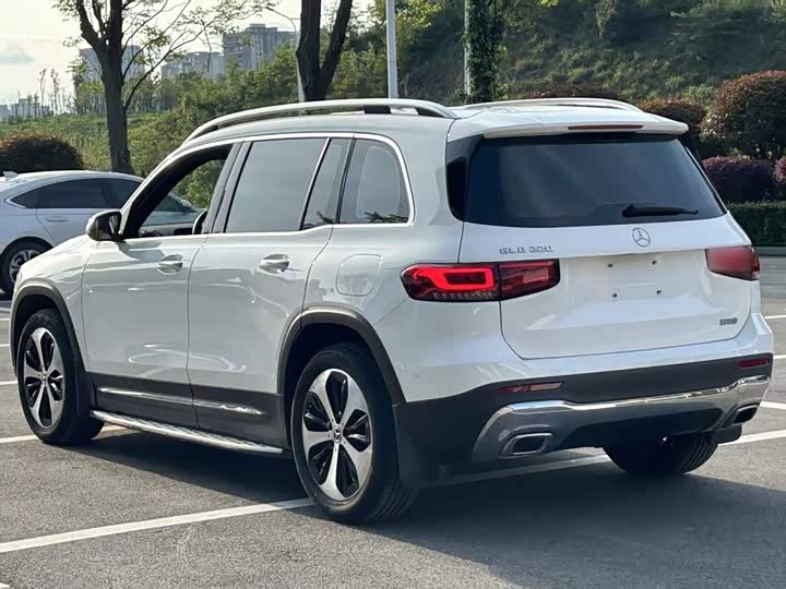 Mercedes-Benz GLB-Class, 2023 — фото 5 из 9