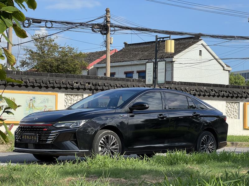 Dongfeng Aeolus Yixuan Max, 2022 — купить в Саратове под ключ