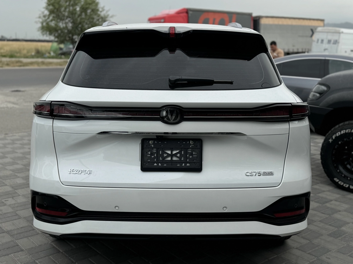 Changan Cs75plus, 2026 — фото 8 из 9