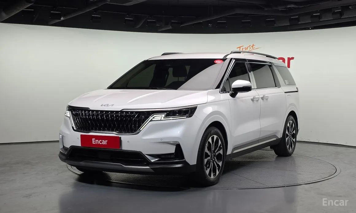 Kia Carnival, 2023 — купить в Перми под ключ