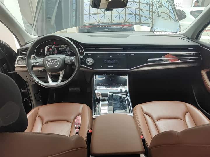 Audi Q7, 2023 — фото 6 из 9