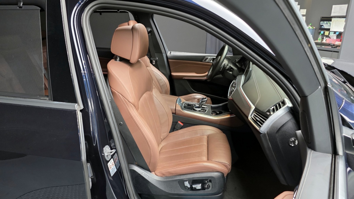 BMW X5, 2021 — фото 12 из 12