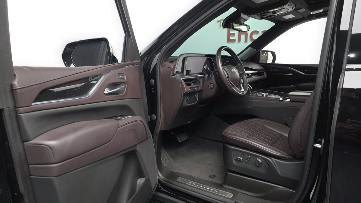 Cadillac Escalade, 2023 — фото 9 из 12