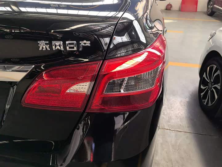 Nissan Sylphy, 2022 — фото 8 из 9