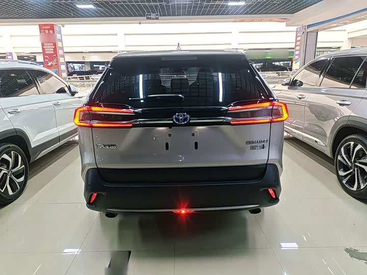Toyota Wildlander Hybrid, 2022 — фото 6 из 9