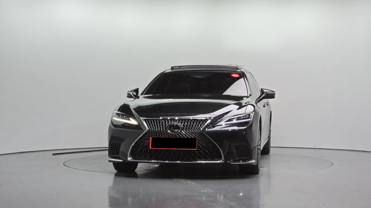 Lexus LS, 2024 — фото 3 из 12