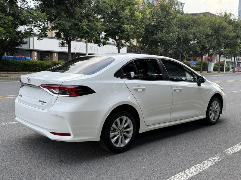 Toyota Corolla, 2023 — фото 6 из 12