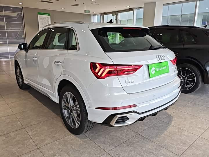 Audi Q3, 2024 — фото 5 из 9