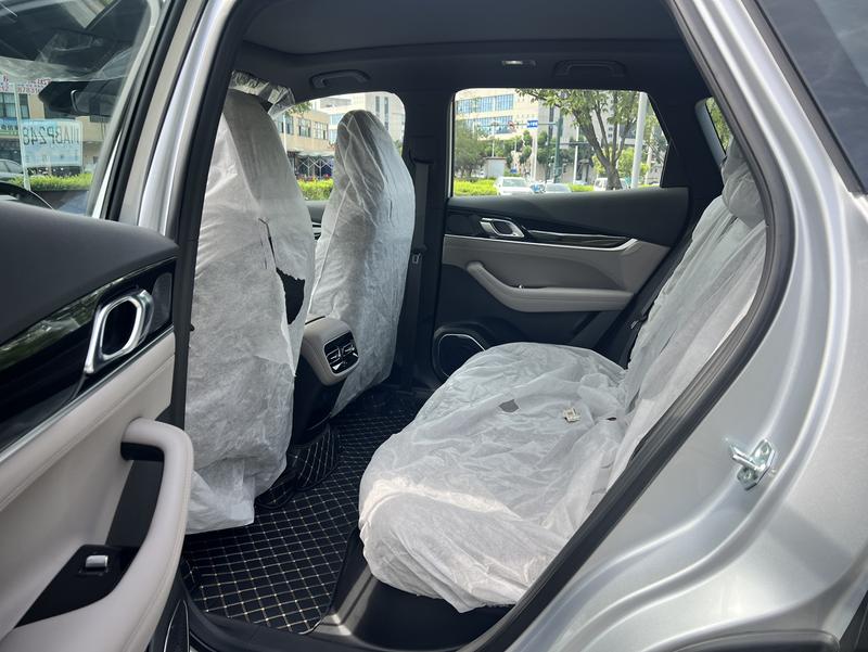 Geely Atlas L, 2025 — фото 8 из 10