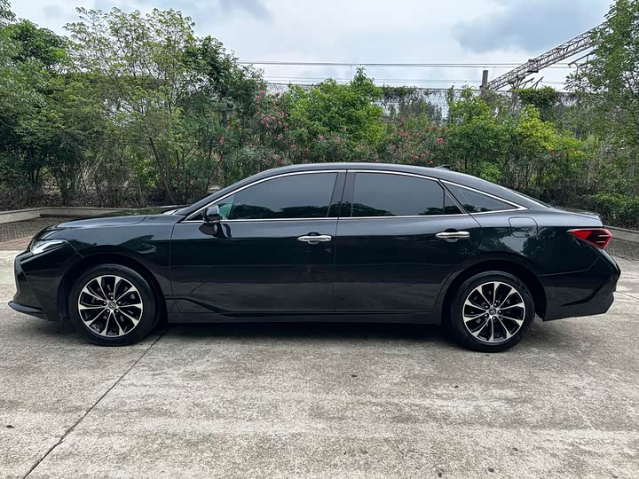 Toyota Avalon, 2024 — фото 8 из 9