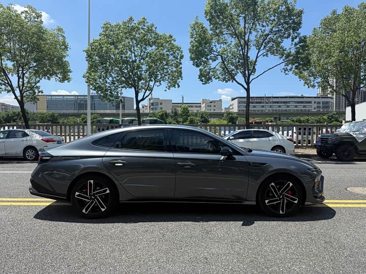 Hyundai Sonata N Line, 2024 — фото 7 из 9