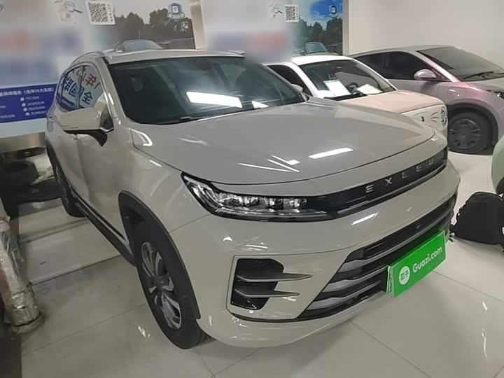 Exeed LX C-DM Hybrid, 2022 — фото 4 из 9