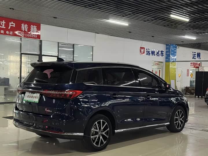 BYD Song Max Hybrid, 2021 — фото 6 из 9