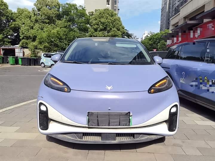 BAIC Arcfox Kaola, 2023 — фото 3 из 9