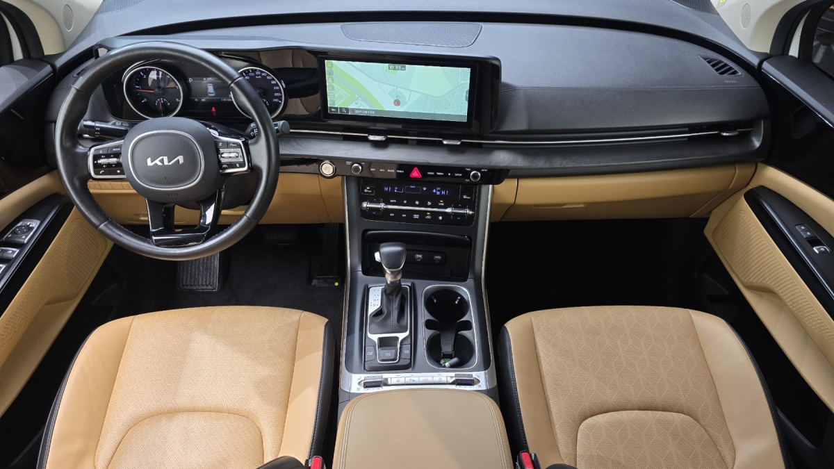 Kia Carnival, 2022 — фото 7 из 12