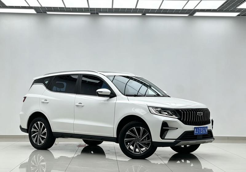 Geely Vision X6, 2022 — фото 2 из 11