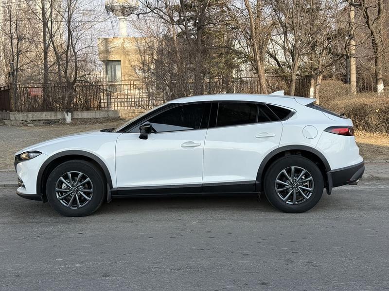 Mazda CX-4, 2021 — фото 4 из 12