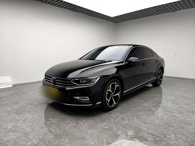Volkswagen Magotan, 2025 — купить в Иванове под ключ