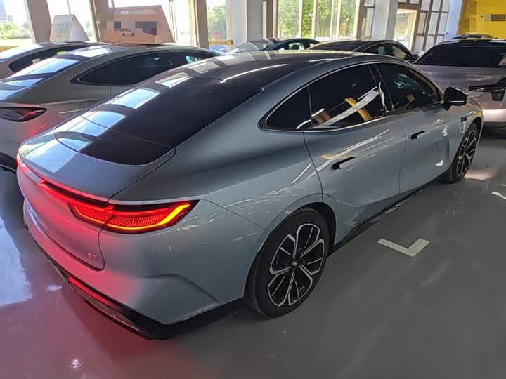 Geely Galaxy E8, 2024 — фото 7 из 9