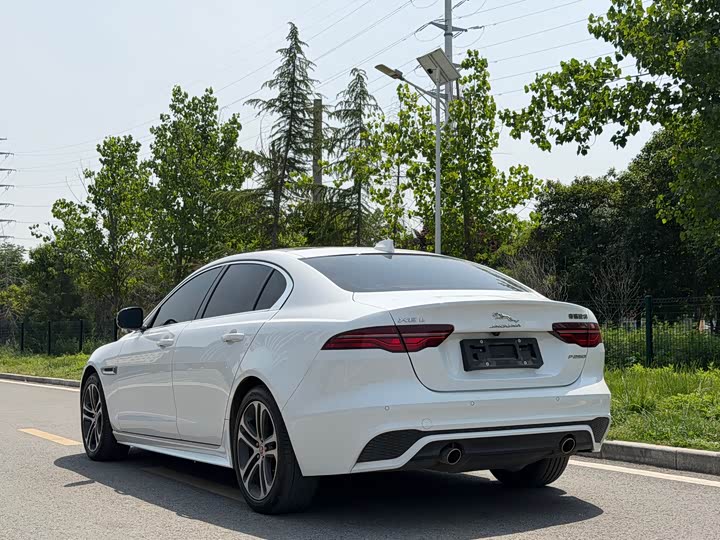Jaguar XE L, 2024 — фото 6 из 9