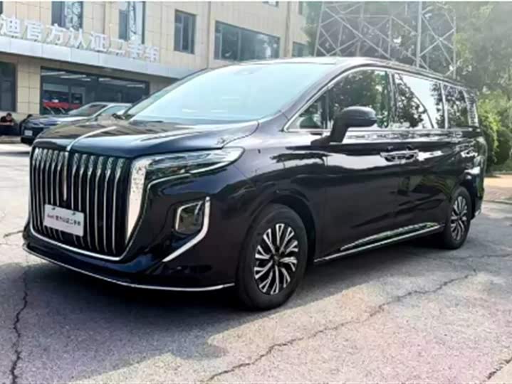 Hongqi HQ9 Hybrid, 2024 — купить в Брянске под ключ