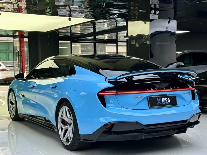 Lotus Emeya, 2025 — фото 6 из 9