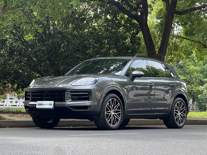 Porsche Cayenne, 2024 — купить в Ульяновске под ключ