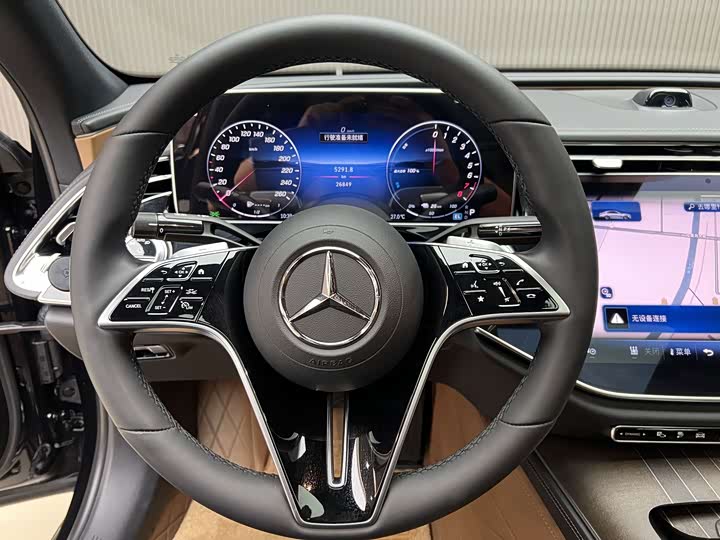 Mercedes-Benz E-Class Hybrid, 2024 — фото 5 из 9