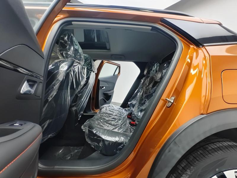 Peugeot 2008, 2025 — фото 11 из 12
