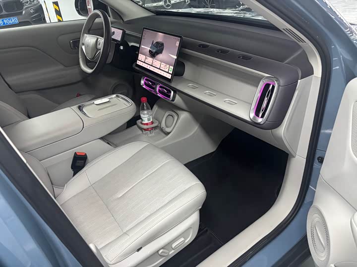 Leapmotor B10, 2025 — фото 8 из 9