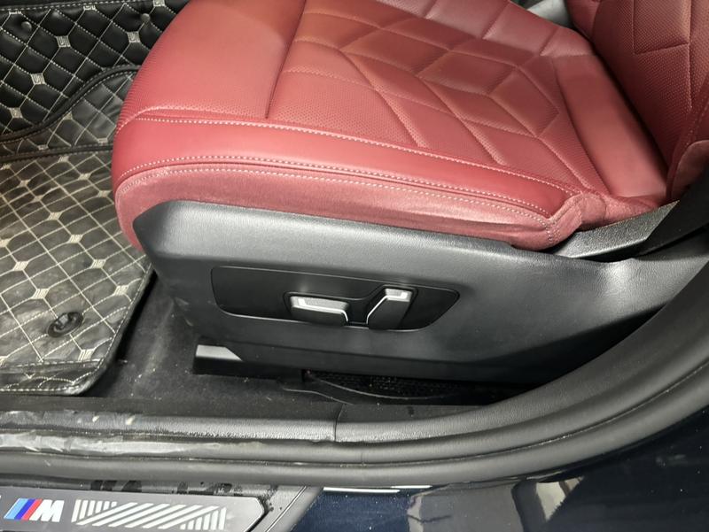BMW 5 Series, 2025 — фото 9 из 12