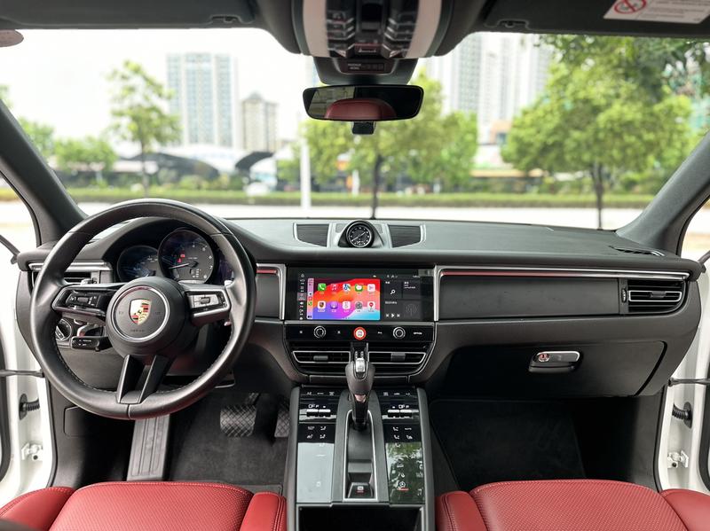 Porsche Macan, 2022 — фото 10 из 12