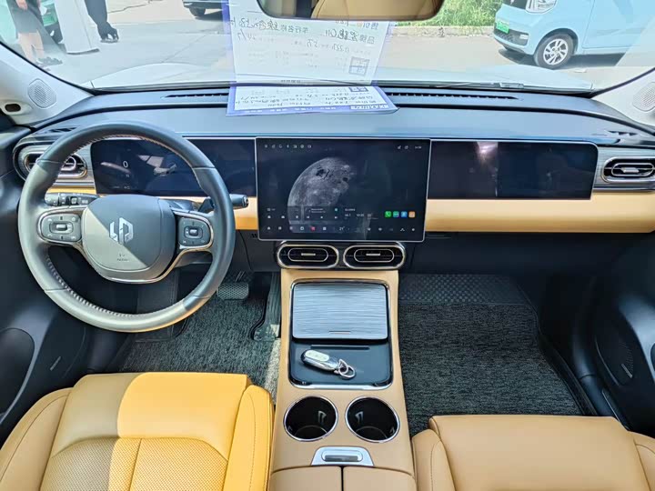 Leapmotor C11, 2024 — фото 8 из 9