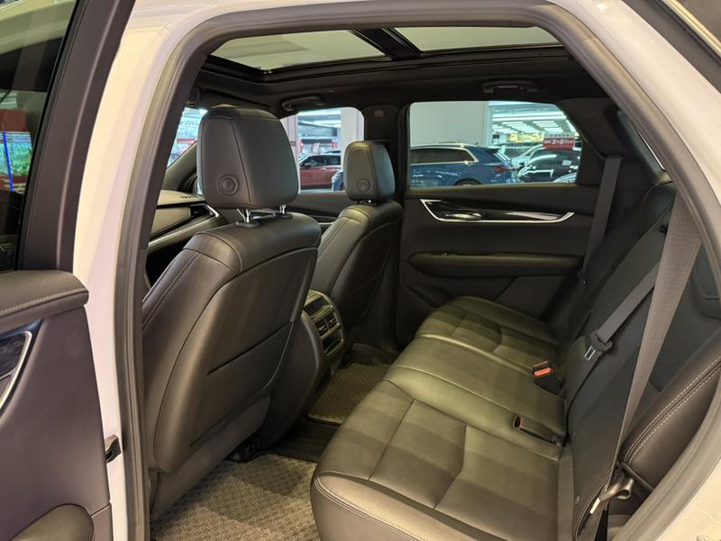 Cadillac XT5, 2022 — фото 10 из 12
