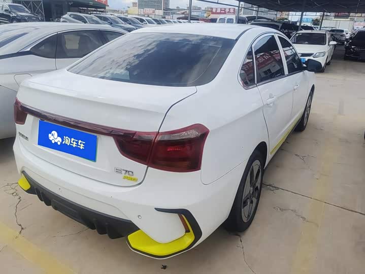 Dongfeng Aeolus E70, 2023 — фото 3 из 9