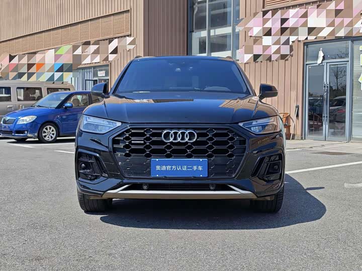 Audi Q5L, 2023 — фото 2 из 9