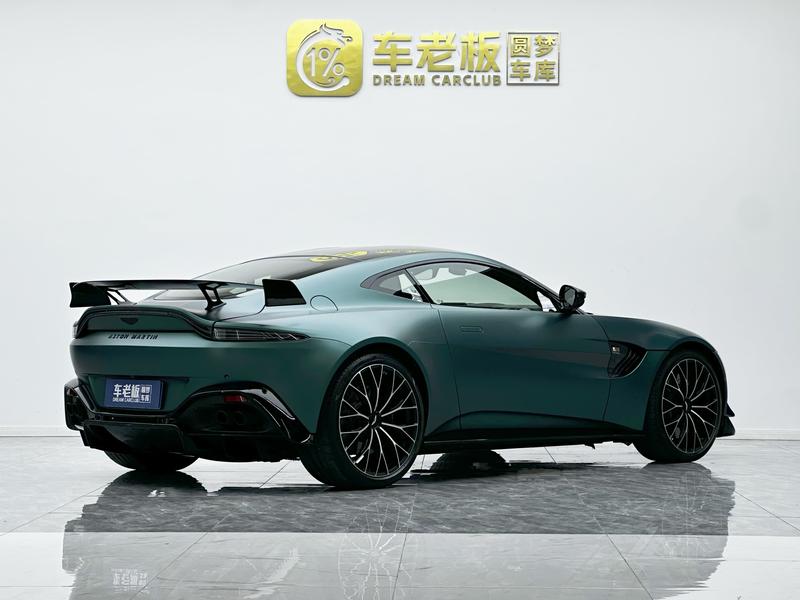 Aston Martin V8 Vantage, 2021 — фото 6 из 8