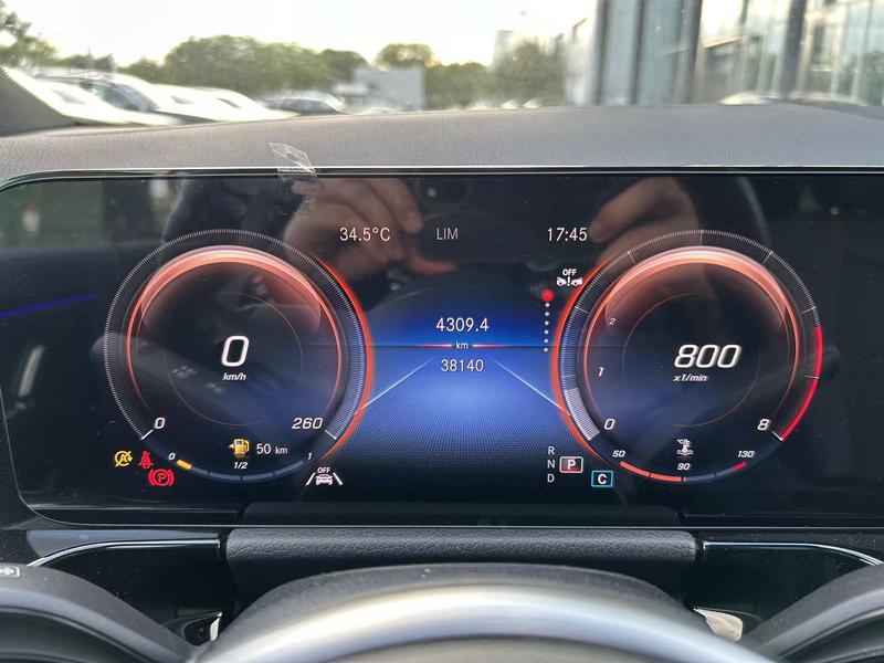 Mercedes-Benz GLA-Class, 2023 — фото 10 из 12