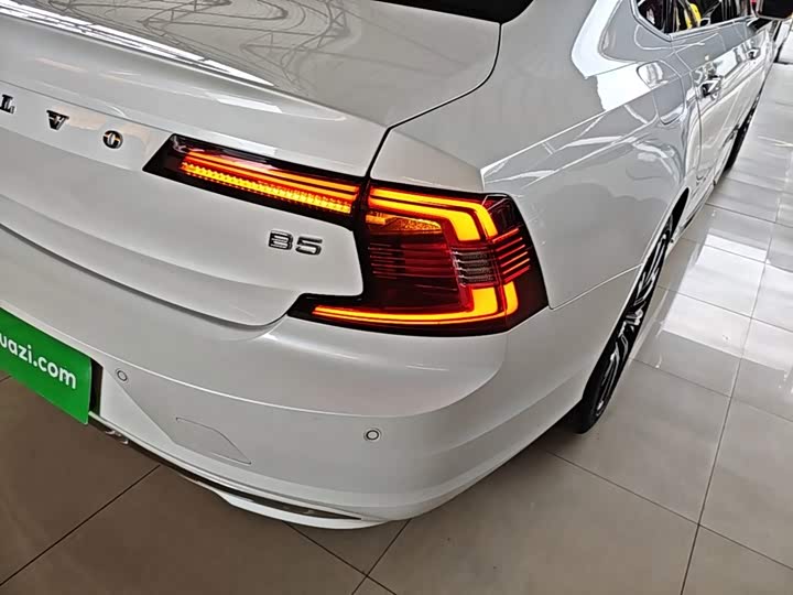 Volvo S90, 2022 — фото 8 из 9