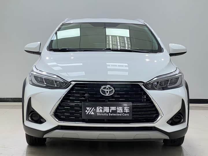 Toyota Yaris L Hatchback, 2022 — фото 2 из 9