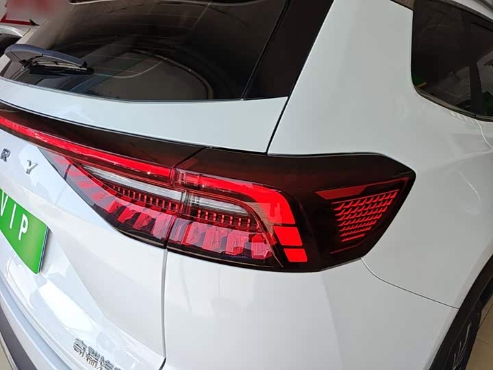 Chery Tiggo 8 Pro, 2023 — фото 8 из 9