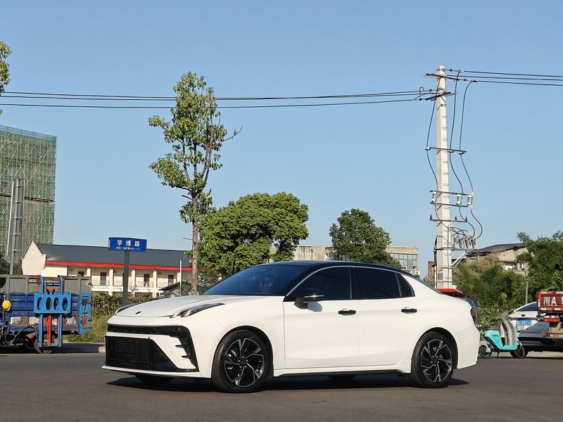 Lynk & Co 03, 2024 — купить в Санкт-Петербурге под ключ